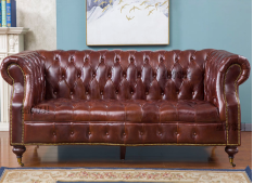 Classic Victorian - Style Tufted Sofa in Burgundy